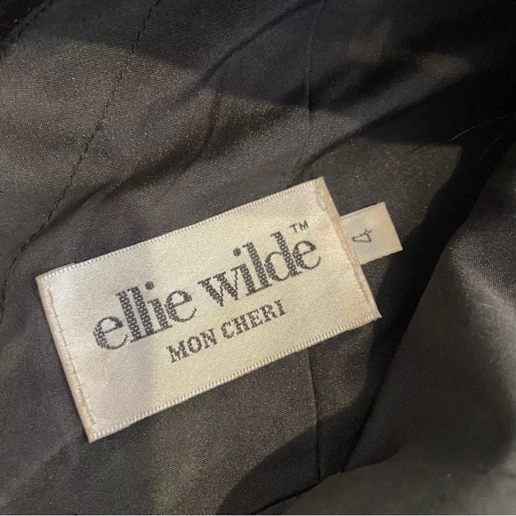 Ellie Wilde Mon Cheri Velvet Floral Gown Size 4 EW117118 $558.00 - Picture 8 of 16